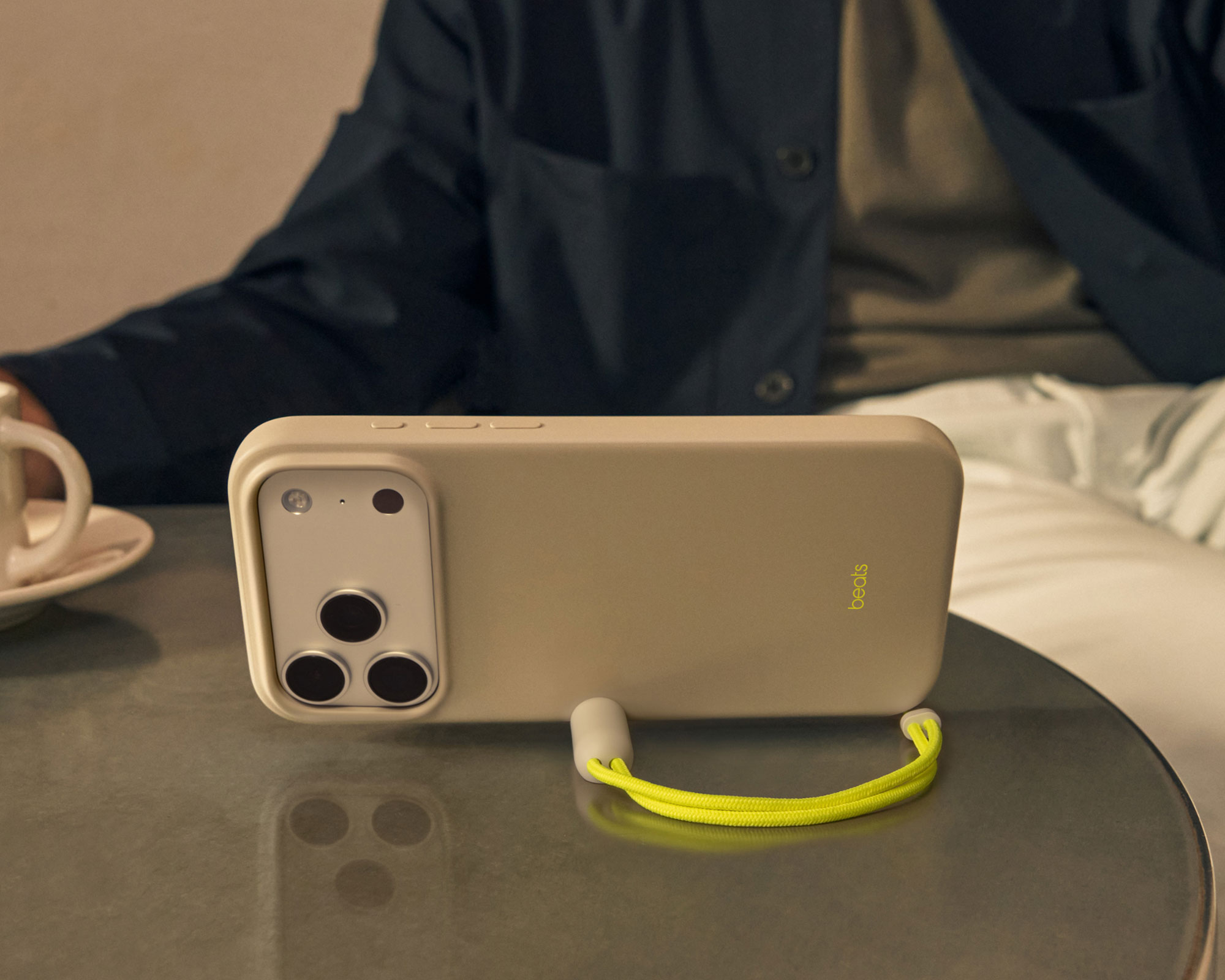 Apple iPhone 17 Pro Max Kickstand Phone Case with MagSafe and Came